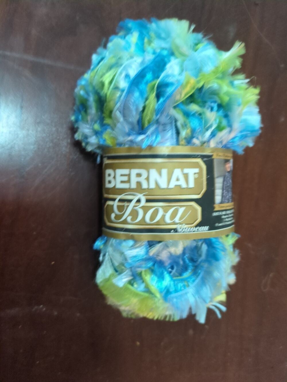 NEW~Bernat Boa Nouveau Yarn~#81104 Mocking Bird~Fun Fur Eyelash~Blue Green